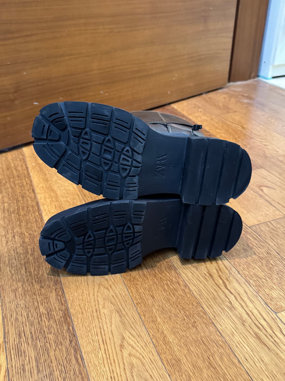 자라 부츠 상품이미지2