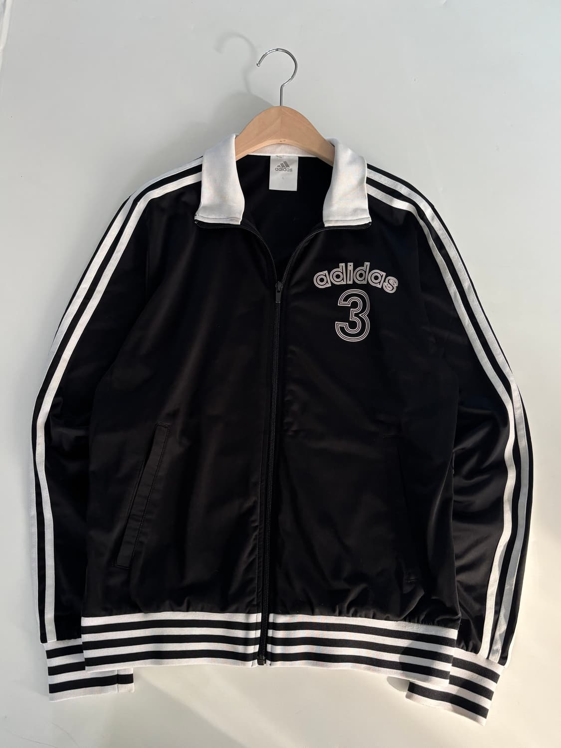 Adidas 아디다스 올드 블랙-화이트 스트라이프 트랙 탑 상품이미지1