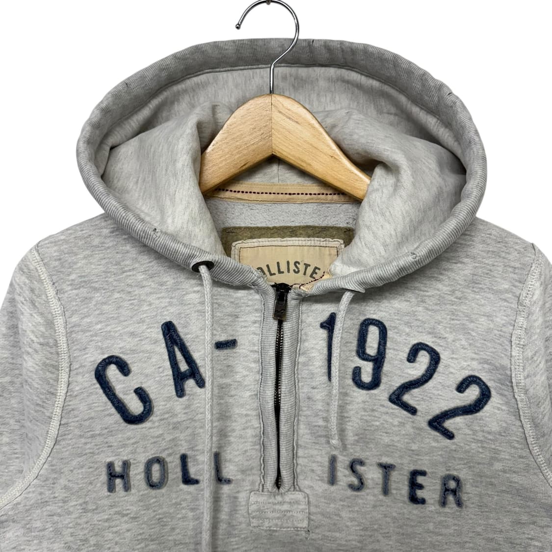 홀리스터 로고 후드 반집업 상품이미지2