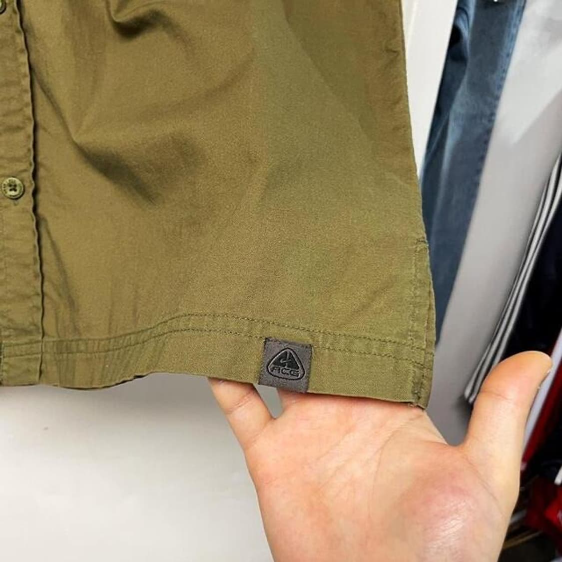 나이키 ACG 카키 셔츠 (L)  상품이미지2