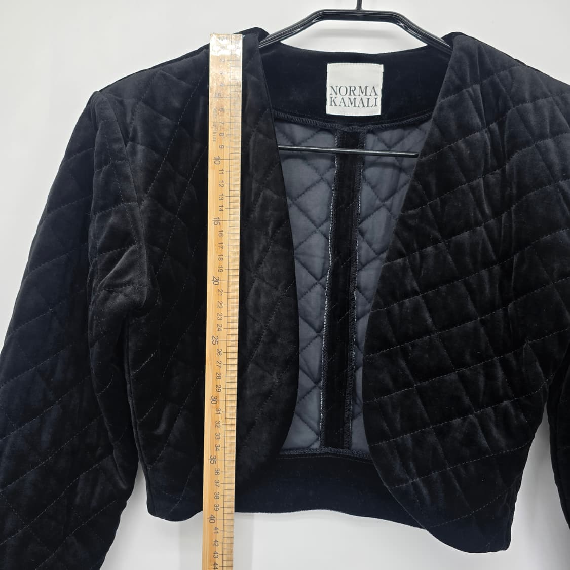 NORMA KAMALI 벨벳 크롭 자켓 퀼팅 볼레로 상품이미지6