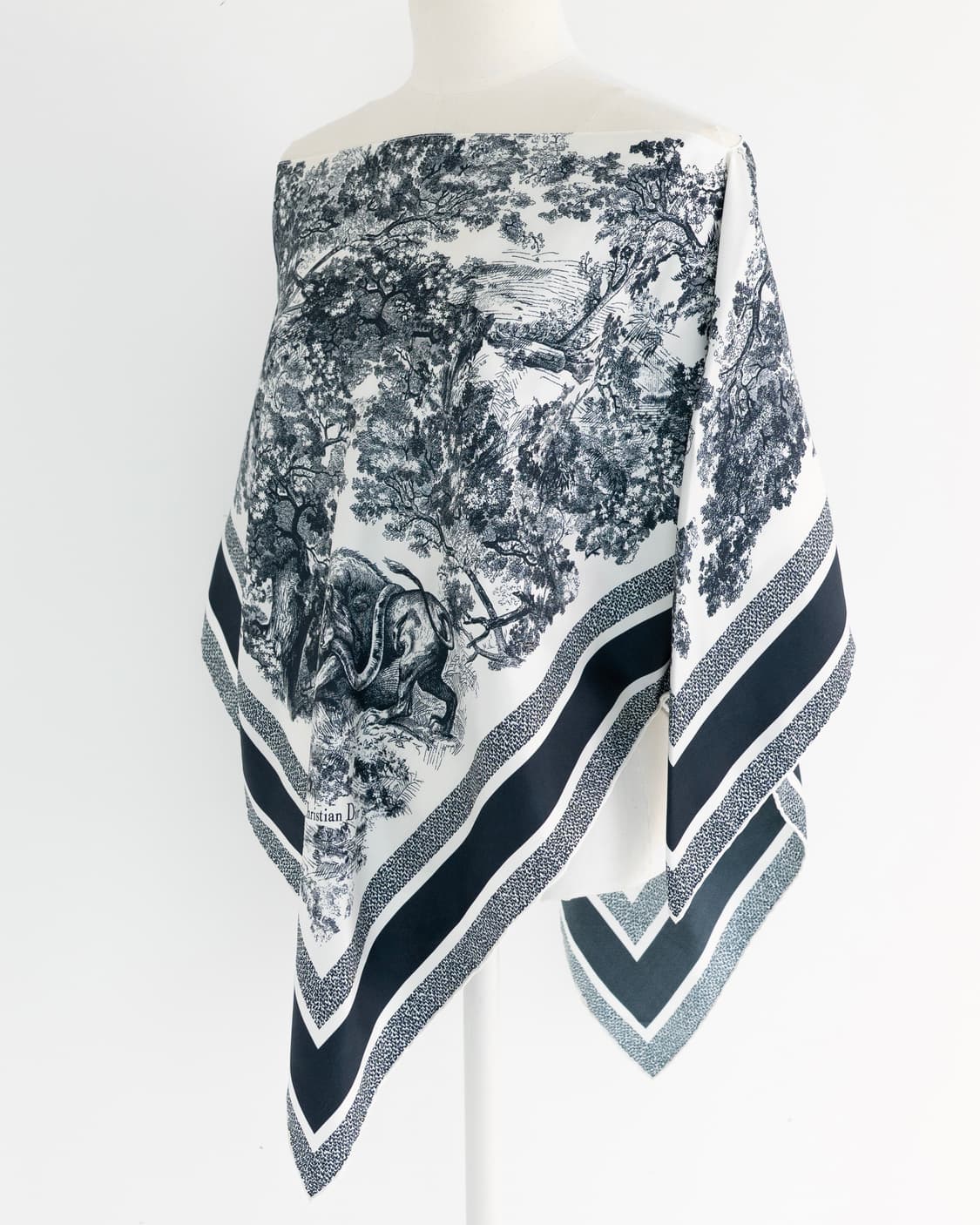 디올 트왈 드 주이 정글 모티브 실크 스카프 상품이미지2