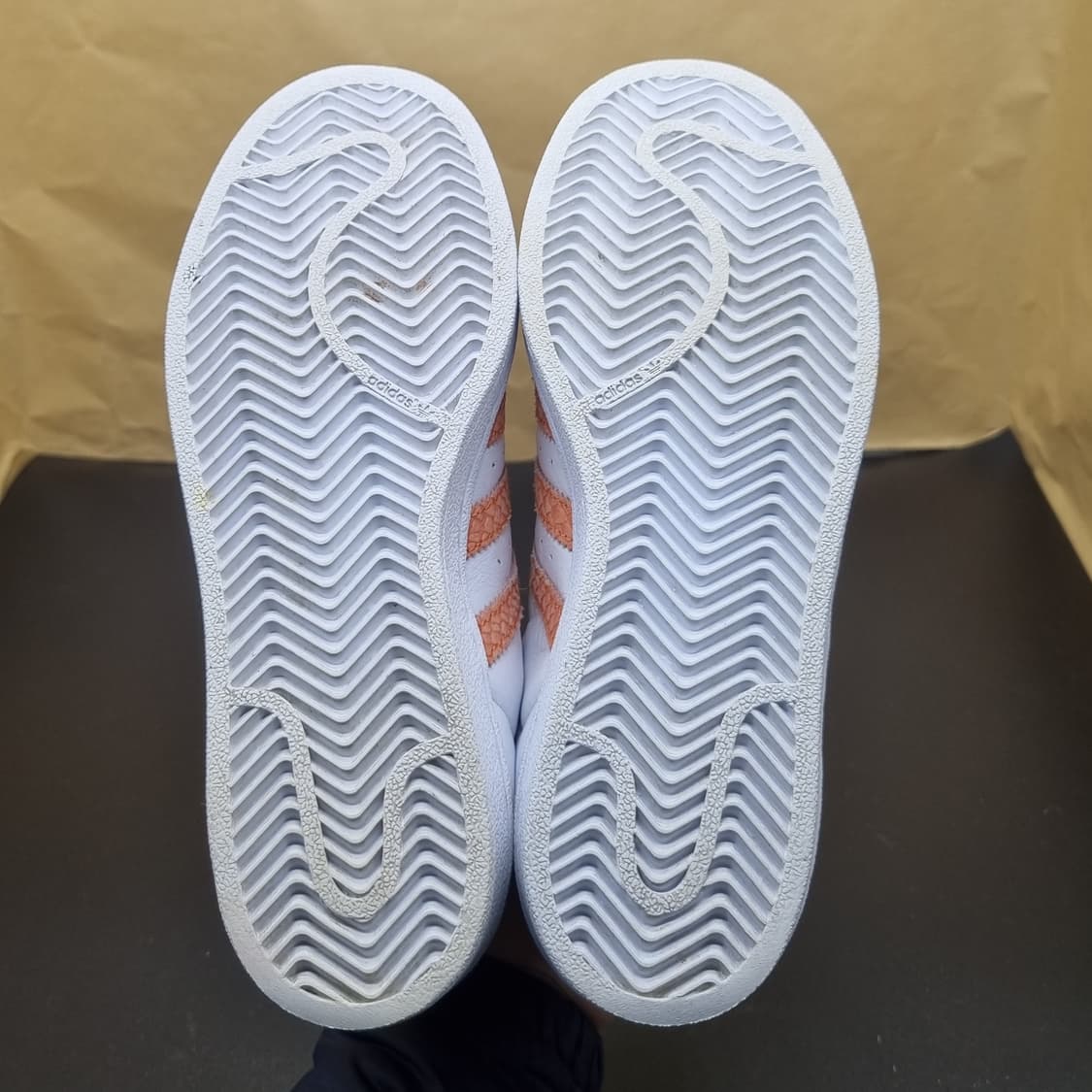 아디다스 슈퍼스타 살구 운동화225 상품이미지3