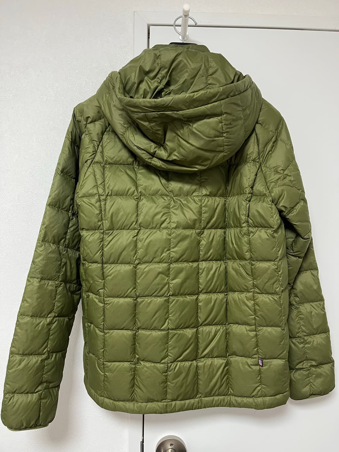 머렐 하이크 그리드 경량 후드 경량 패딩 카키 M사이즈 상품이미지4