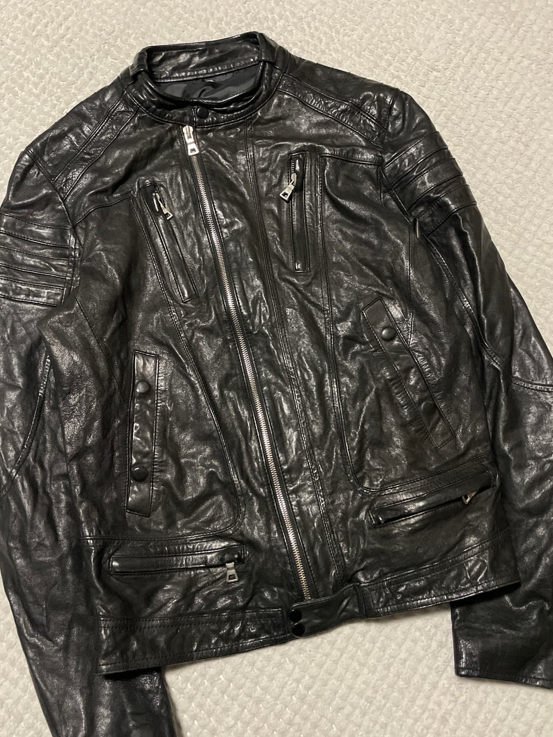 광희시장 웨스턴 무드 램스킨 양가죽 절개 레더 자켓 상품이미지6