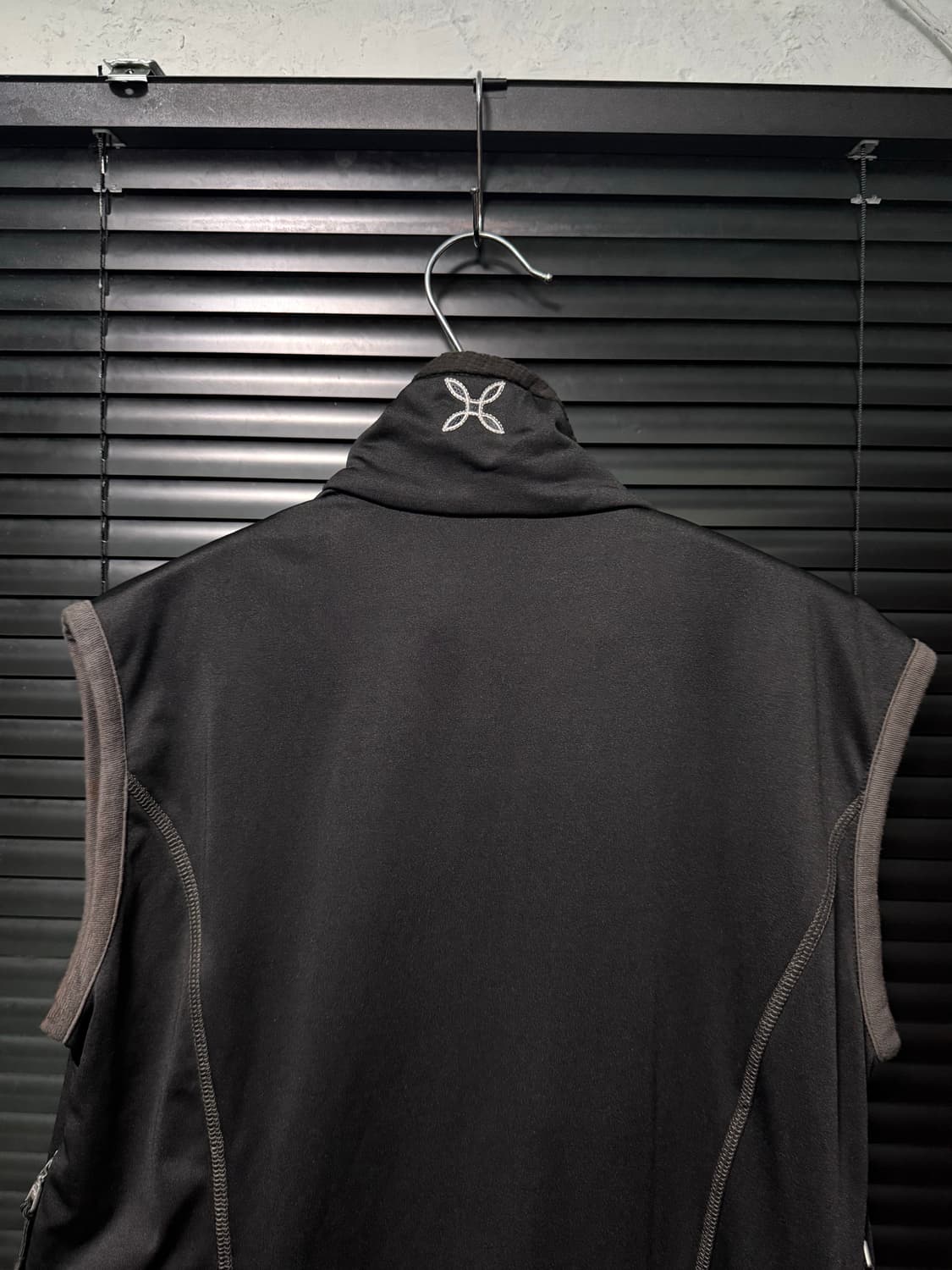 몬츄라 기모 조끼 베스트 집업 등산 자수 고프코어 S 90 하이넥 카라 상품이미지6