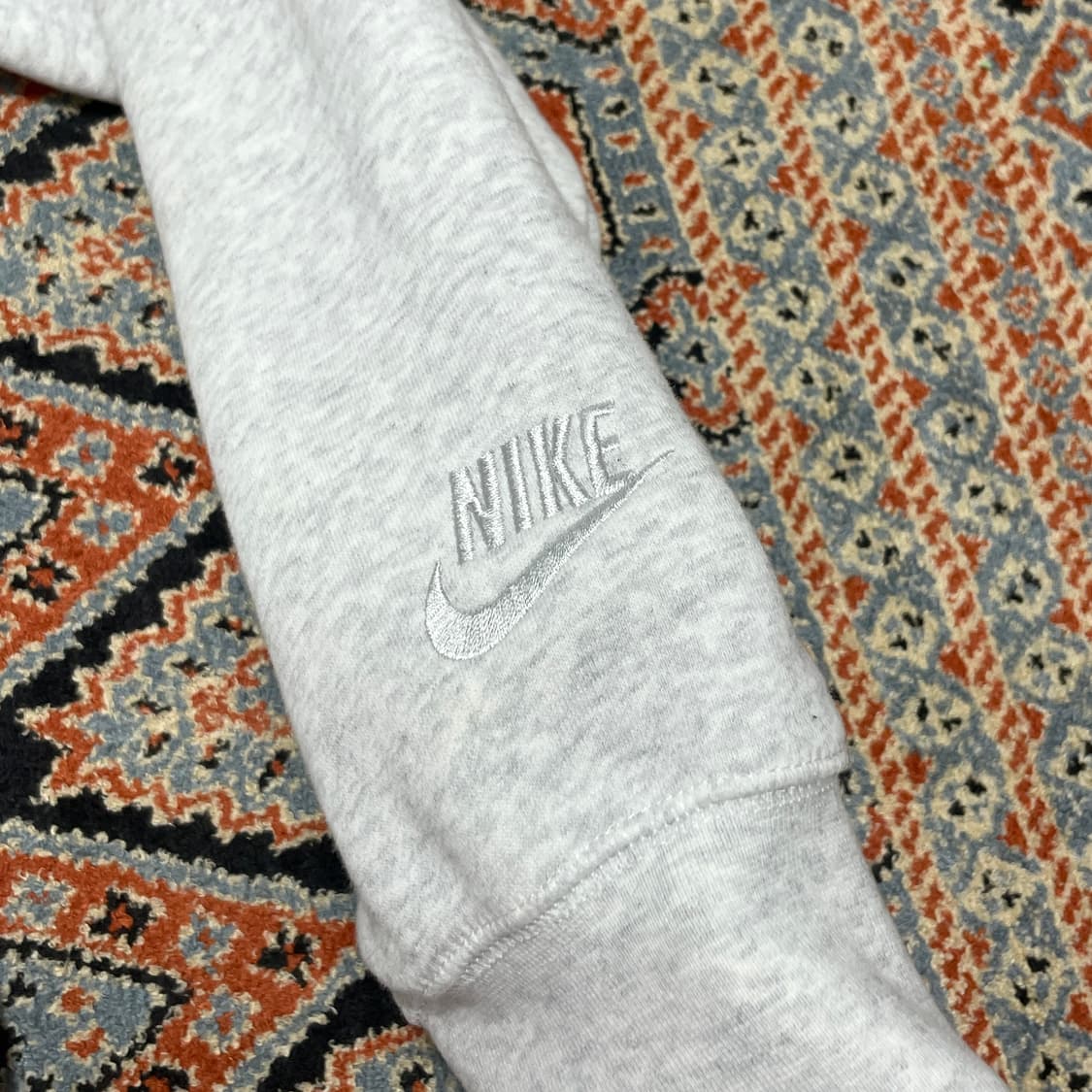 나이키 라이트그레이 기모 반집업 맨투맨 남성L 상품이미지4