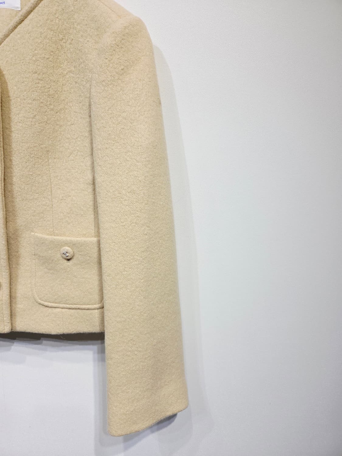 CC collect(씨씨콜렉트) 알파카 울 크롭 노카라 자켓 상품이미지4