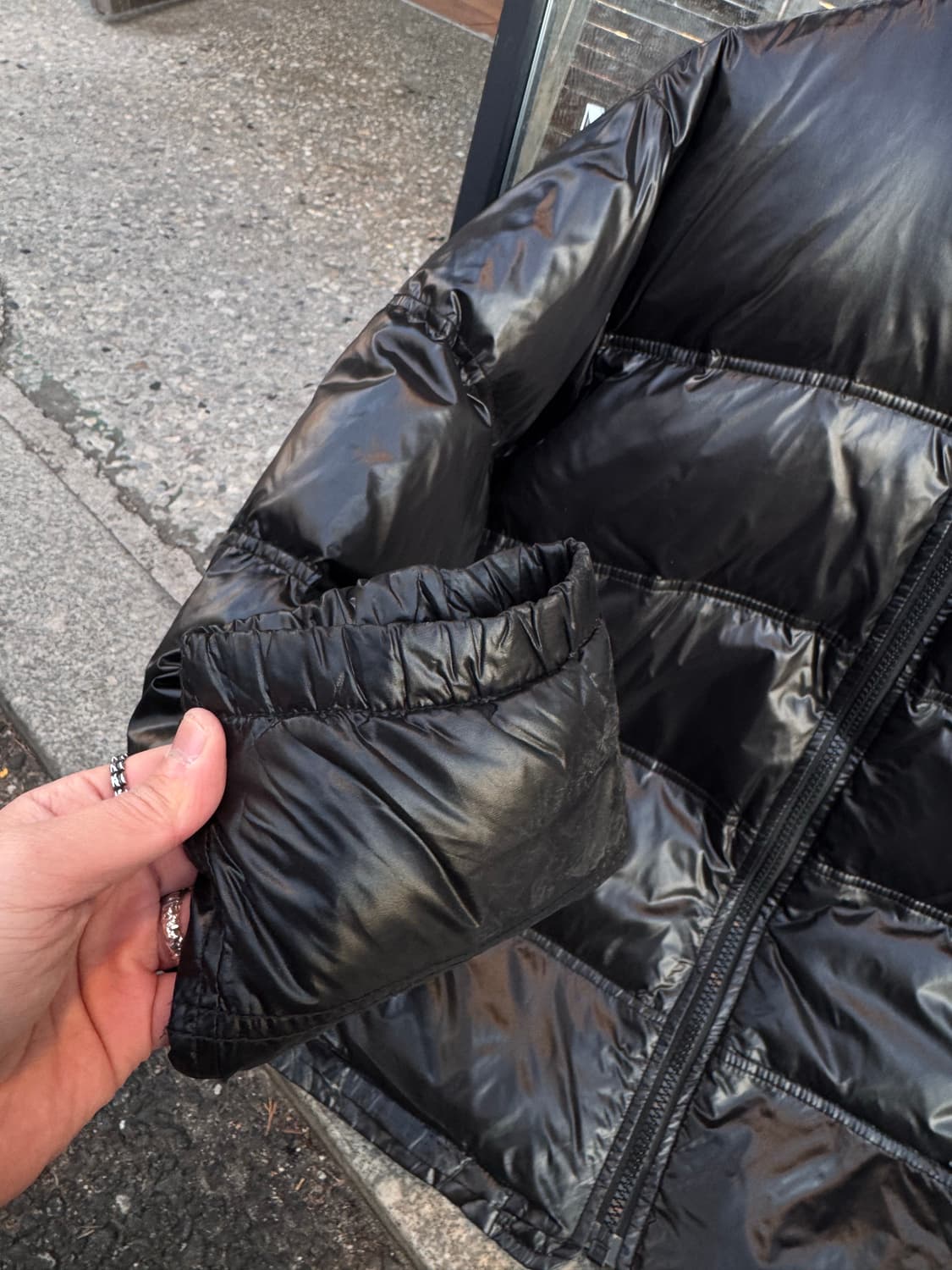 디젤 By 55DSL 유광 블랙 패딩  상품이미지6