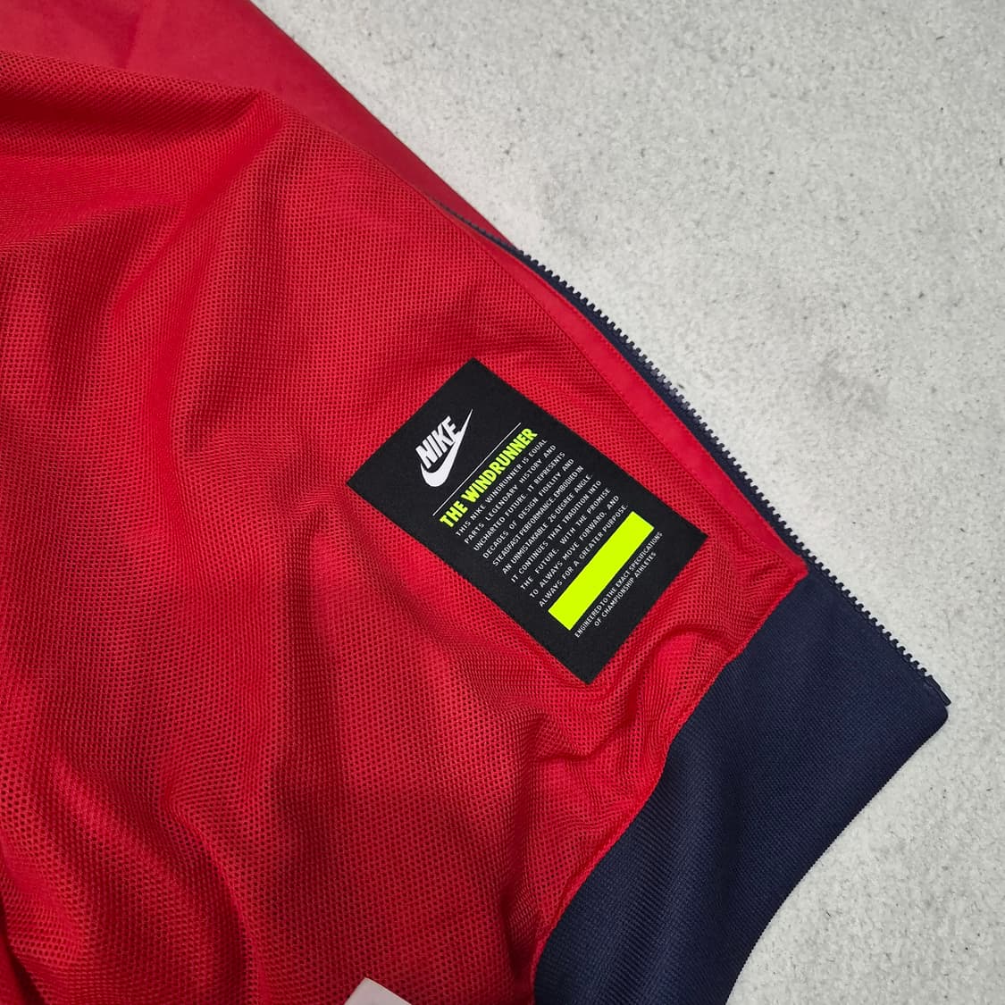 나이키  바람막이M(상태최상) 상품이미지5