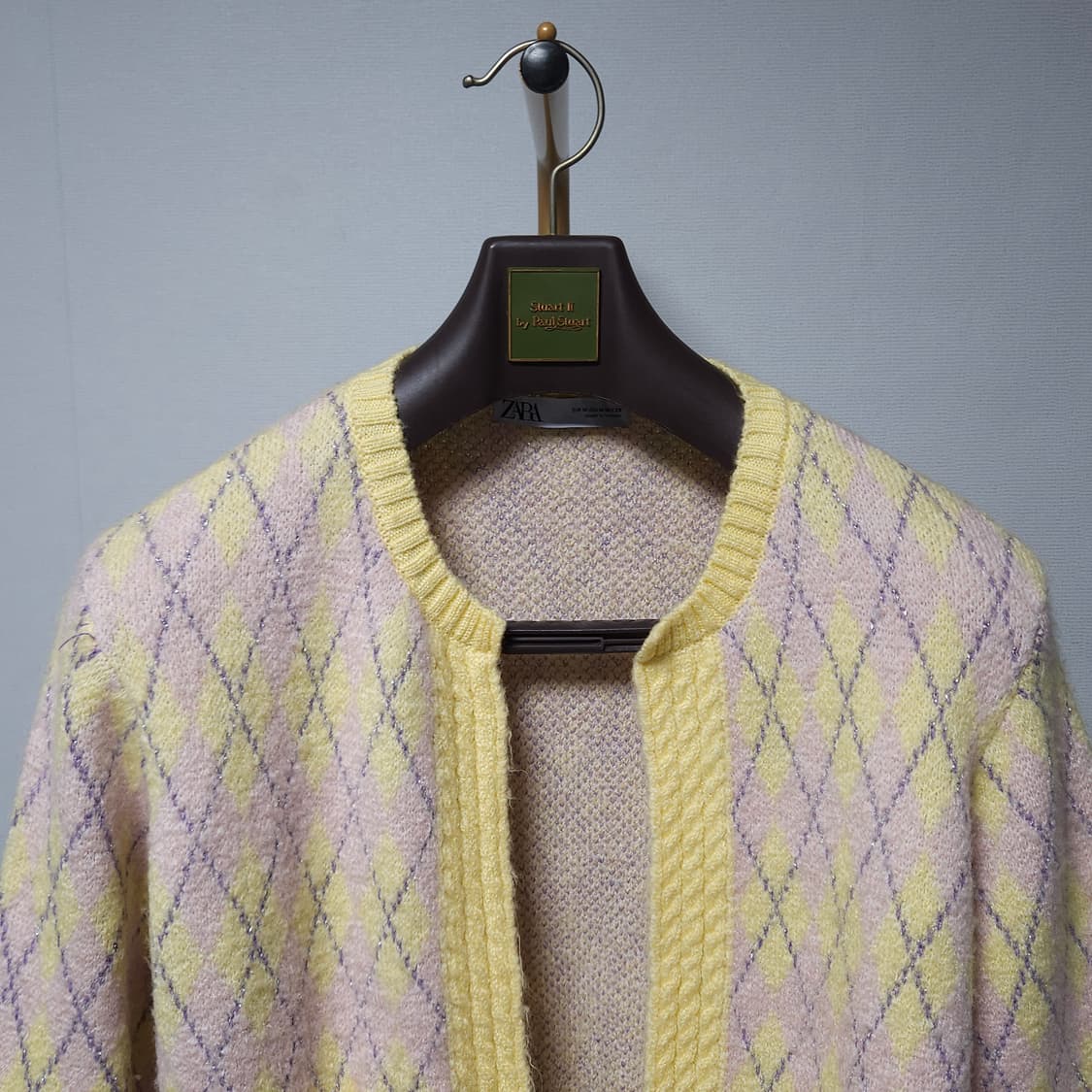 M ) 자라 여성 메탈릭 아가일 크롭 가디건  상품이미지4