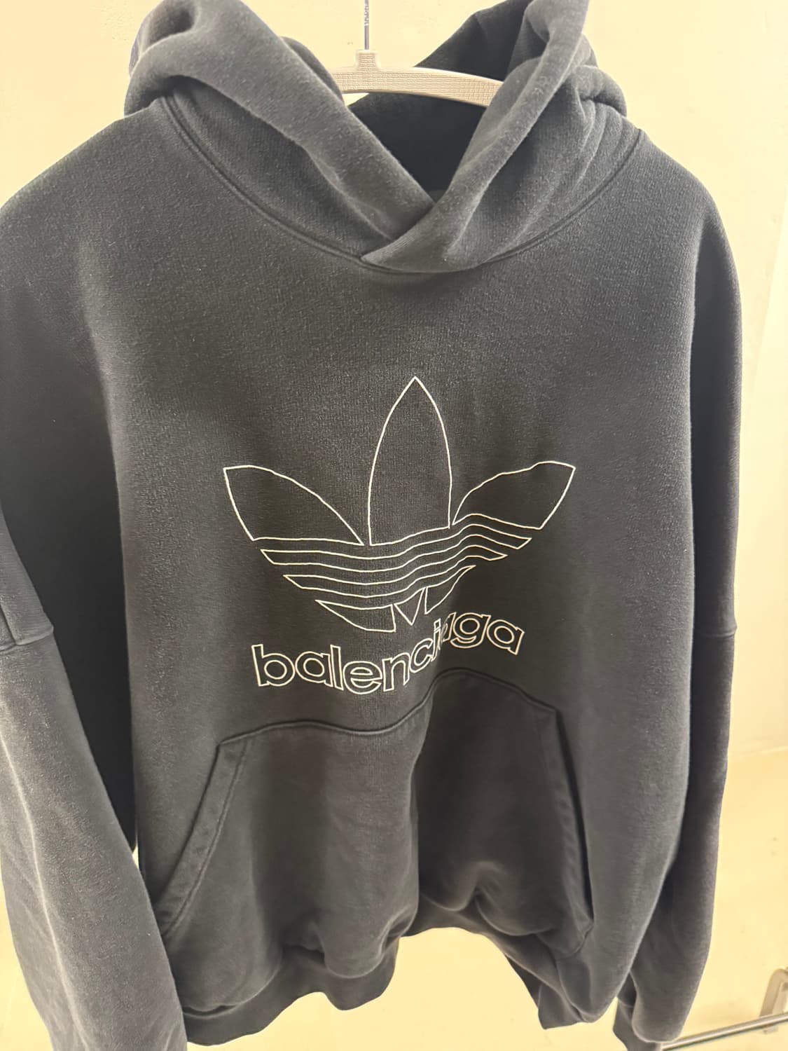 (2) 발렌시아가 아디다스 콜라보 후드티 블랙 상품이미지3