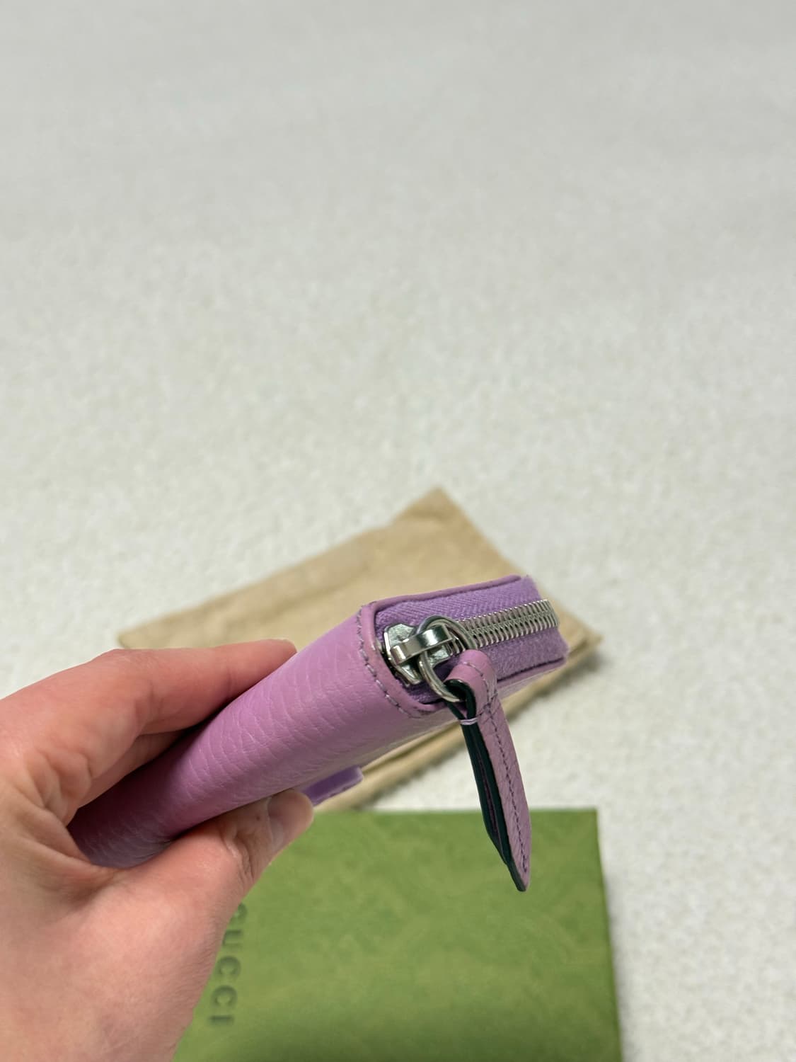 구찌 톤온톤 GG 마몽지퍼지갑 상품이미지4