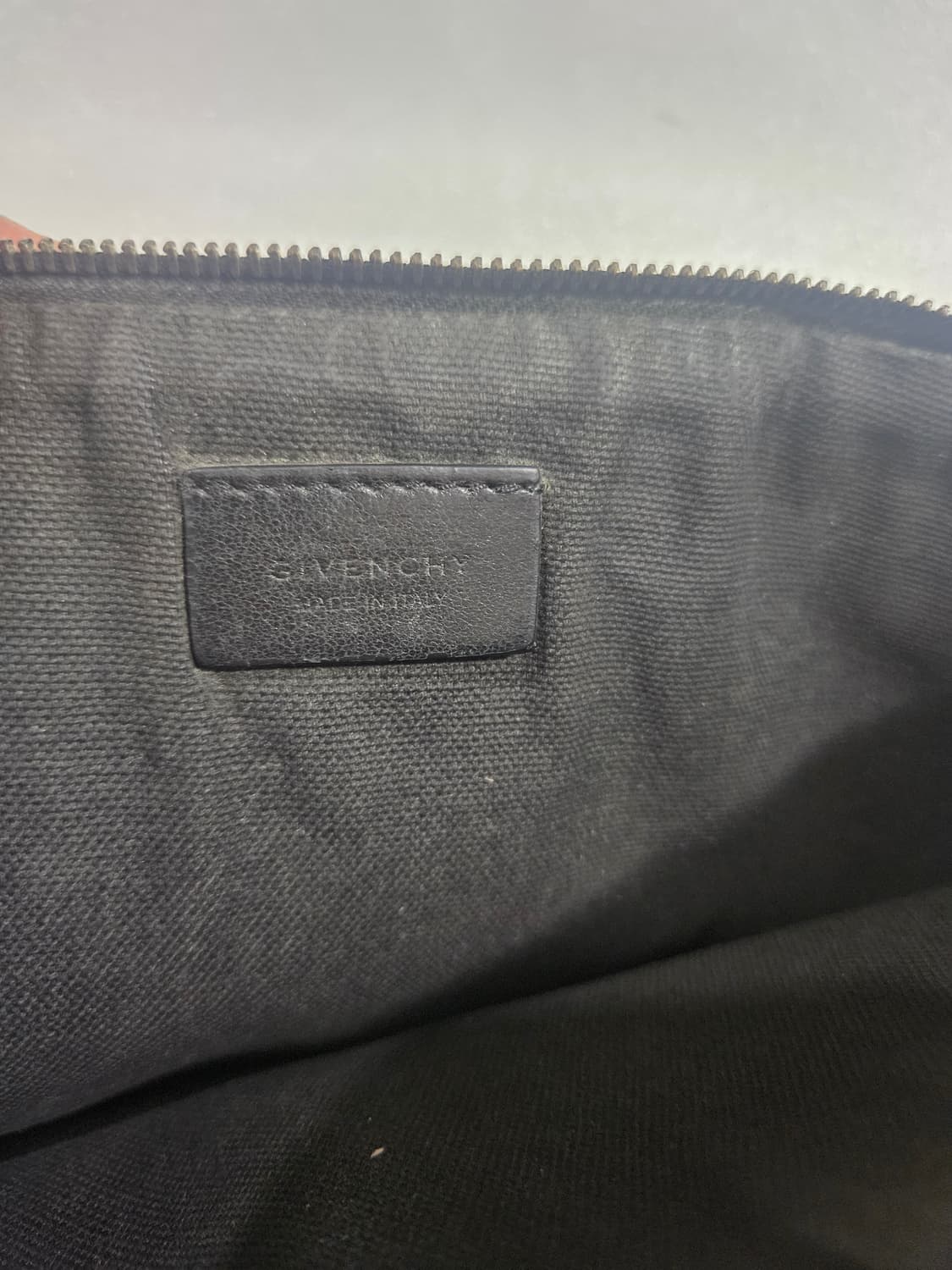 지방시 GIVENCHY 로트와일러 클러치 라지 블랙 상품이미지4