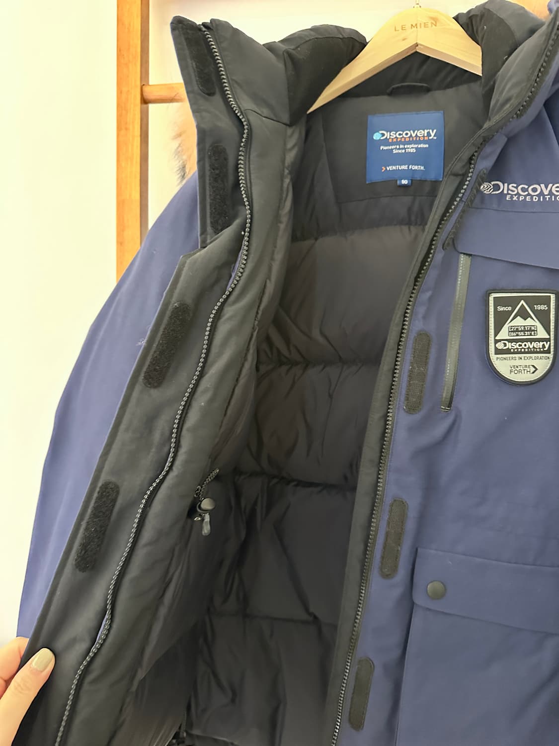 디스커버리 구스다운 패딩 상품이미지2