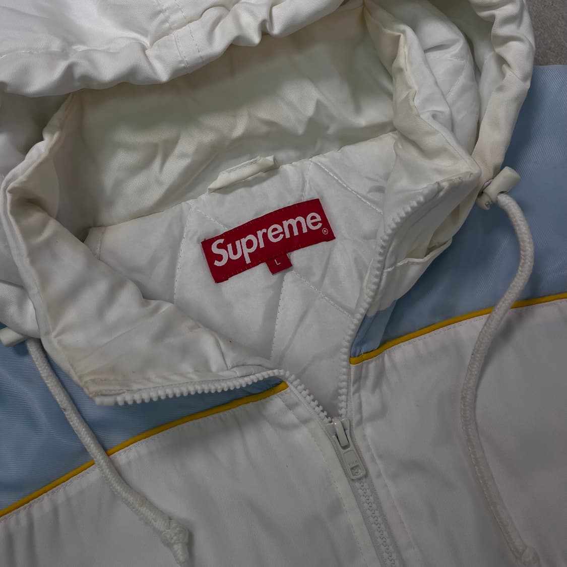 105 슈프림 19FW 스포츠 파이핑 푸퍼 자켓 상품이미지3