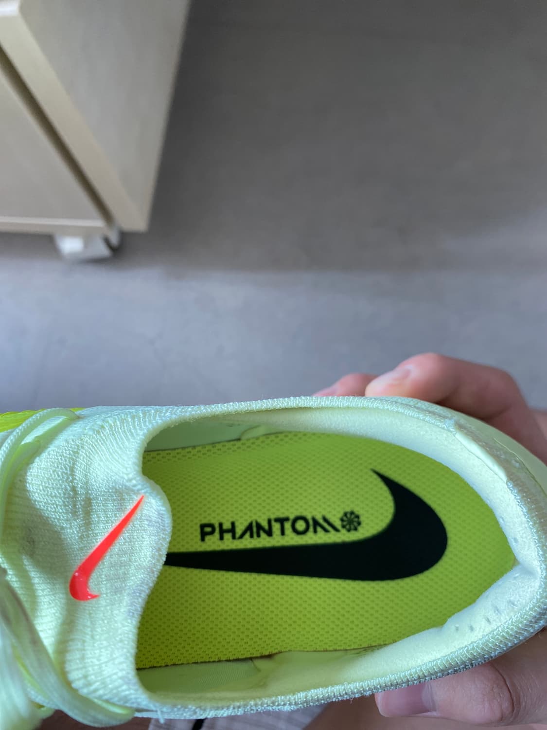 나이키 팬텀gx6로우프로 풋살화 상품이미지2