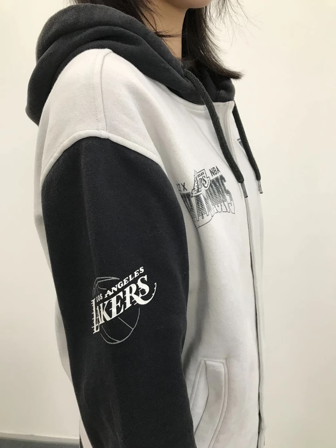 Hollister NBA Varsity Hoodie 상품이미지3