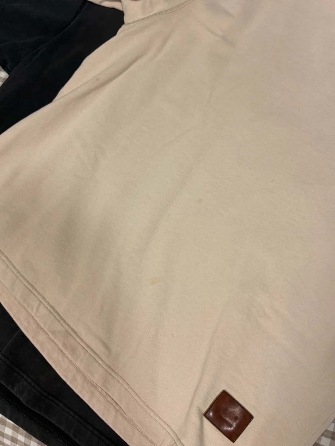 아크네 스튜디오 티셔츠 상품이미지4