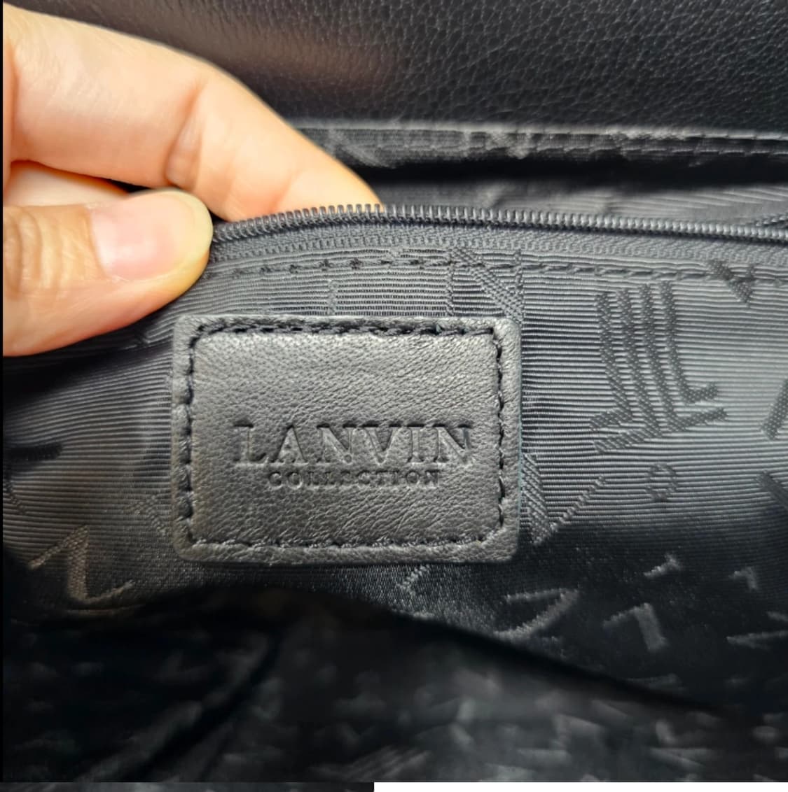 랑방 블랙 퀼팅 가죽 숄더백 상품이미지6