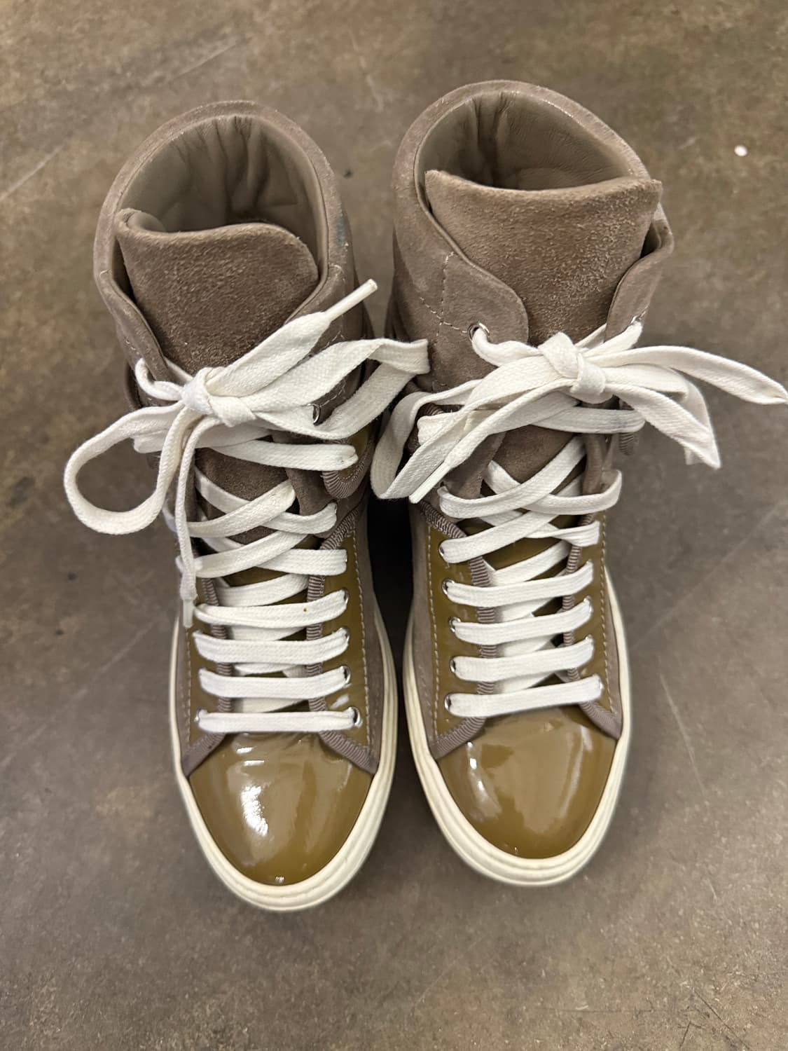 살바토레 페라가모 스웨이드 하이탑 스니커즈 38 상품이미지2