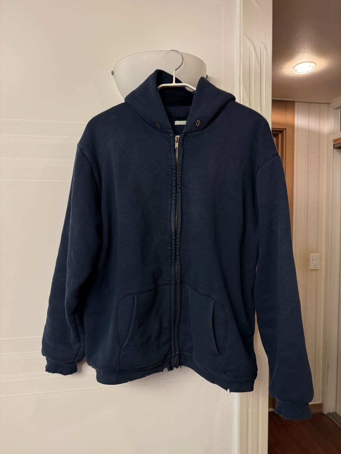 아프레쎄 25AW 후드집업 네이비 상품이미지1