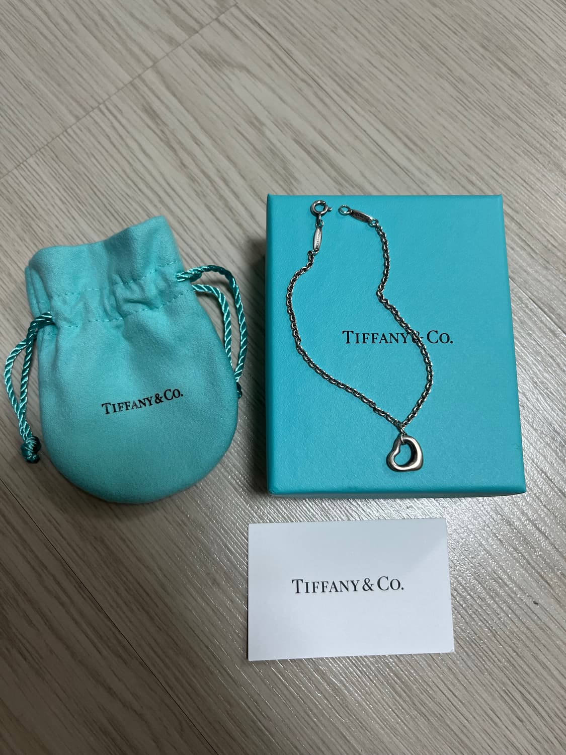 티파니앤코 팔찌, 오픈 하트 브레이슬릿 상품이미지1