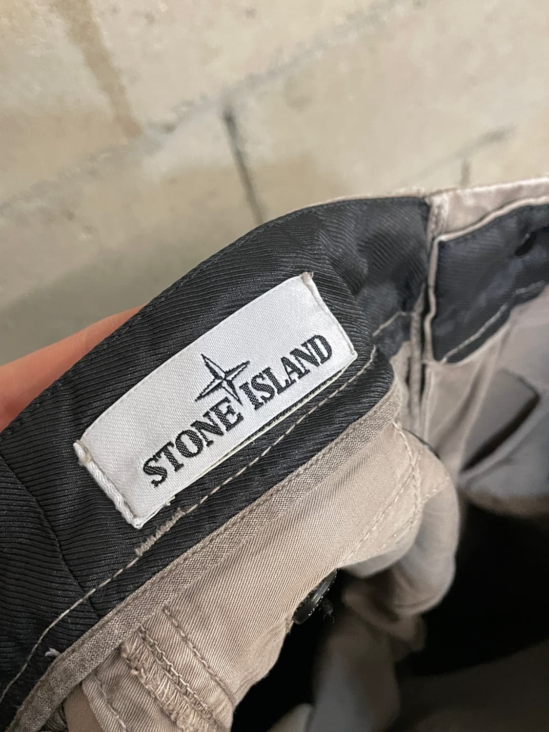 스톤 아일랜드 브러쉬드 코튼 카고 팬츠 상품이미지7