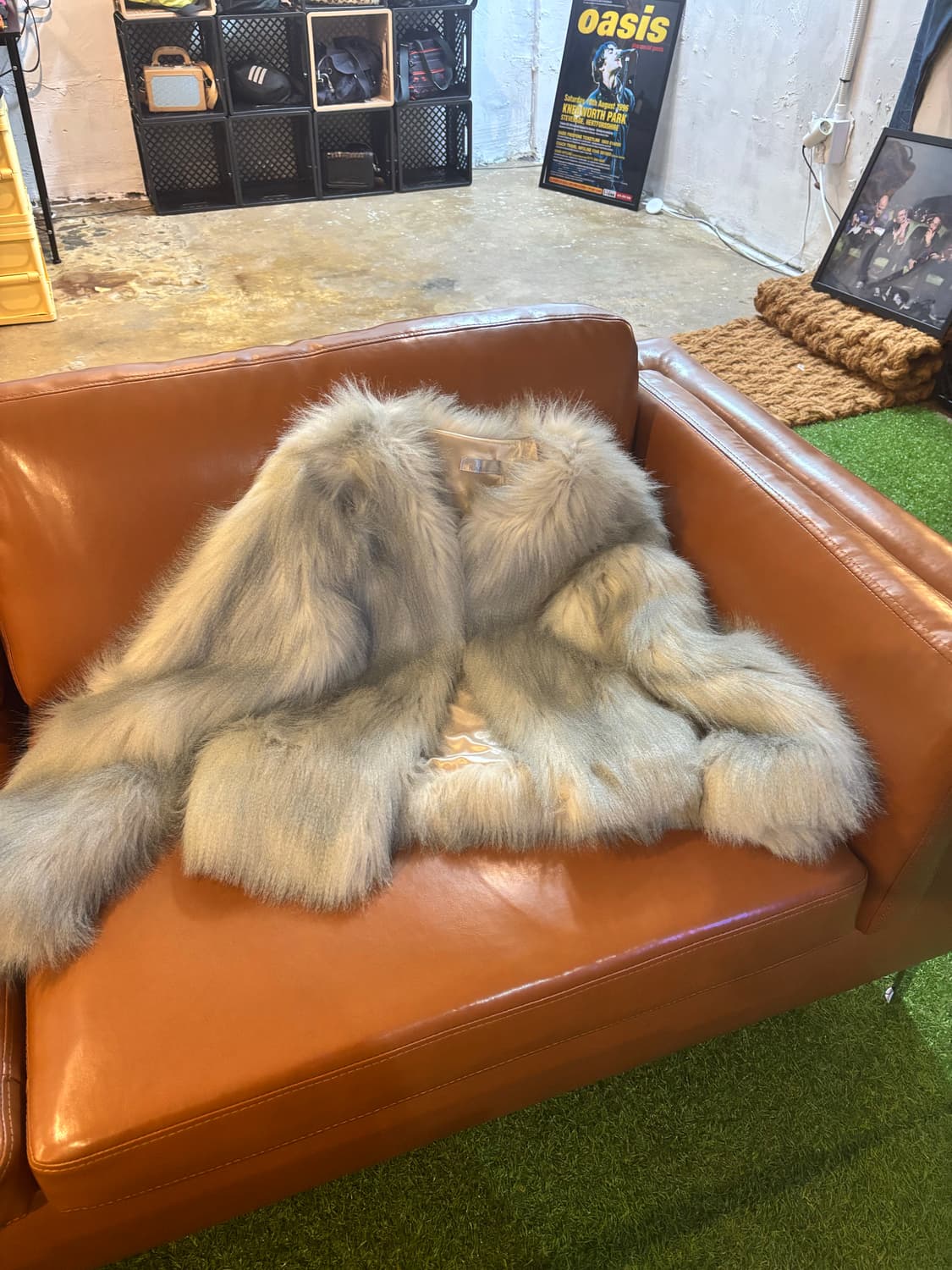 은빛 그레이 퍼 자켓 상품이미지9