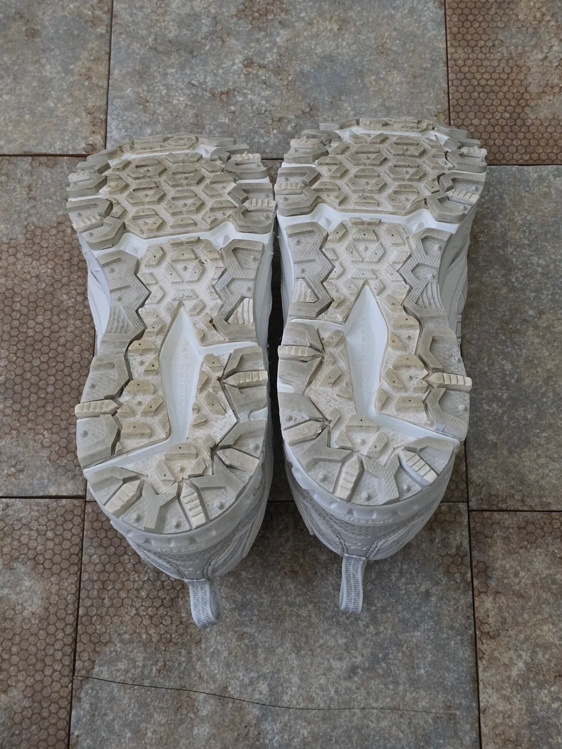 (230)뉴발란스 410 v5 트리플 화이트 상품이미지9