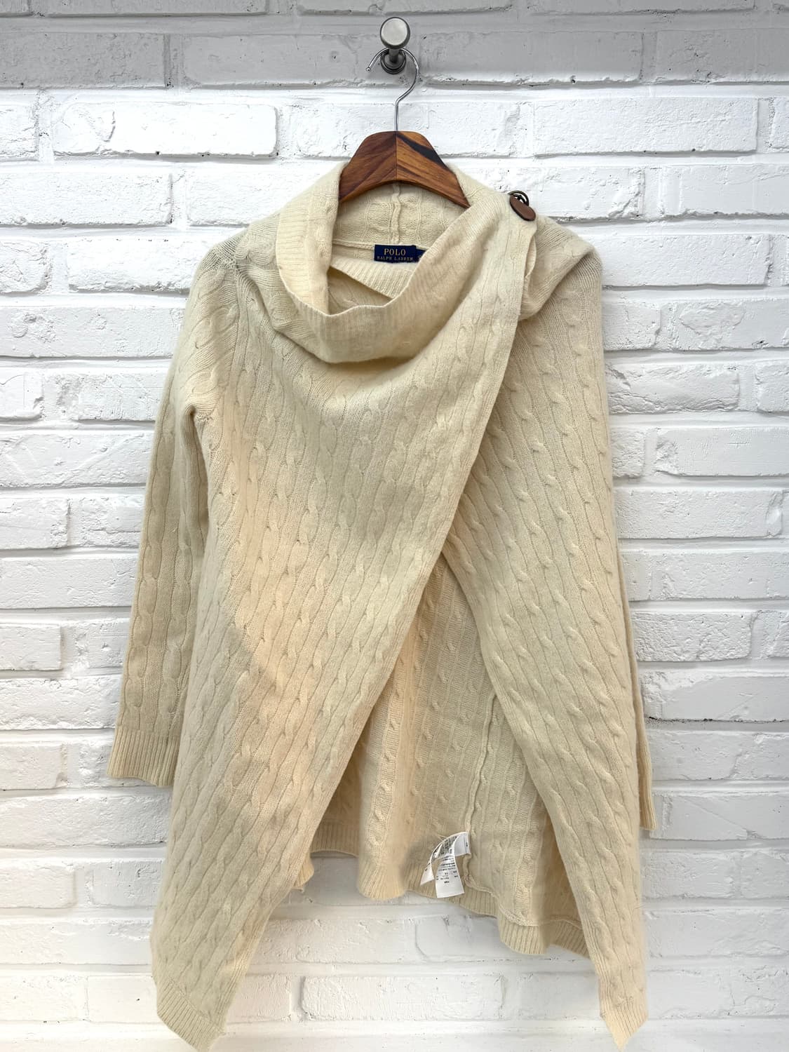 폴로 아이보리 꽈베기 케이프 가디건  상품이미지4