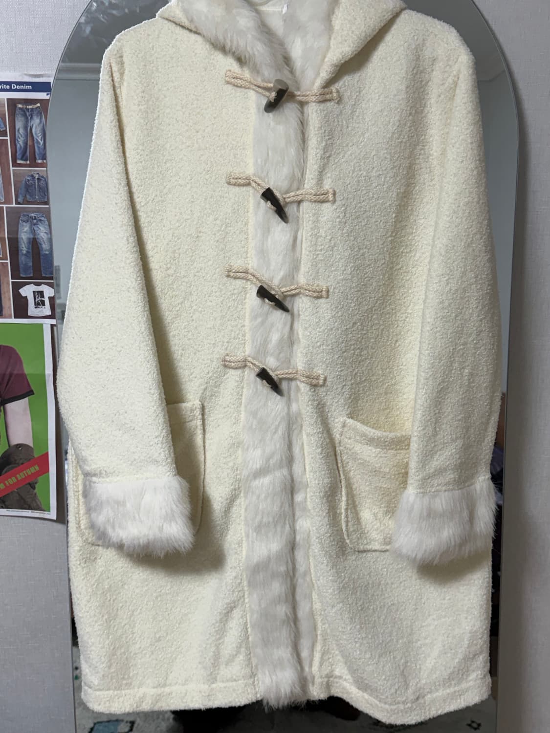 부클 소매퍼 아이보리 아우터 상품이미지1