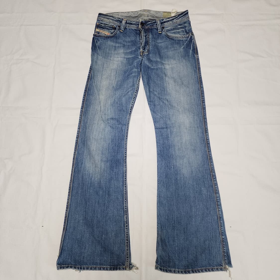 DIESEL 디젤 부츠컷 워시드 데님팬츠 상품이미지3