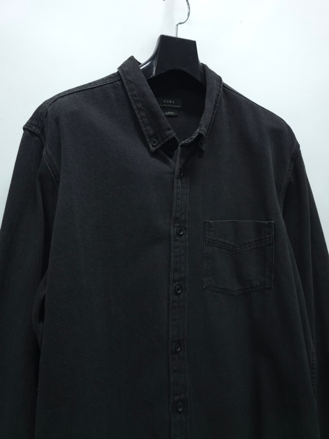 ​자라 남성 블랙 워싱 데님 셔츠 (105) 상품이미지4