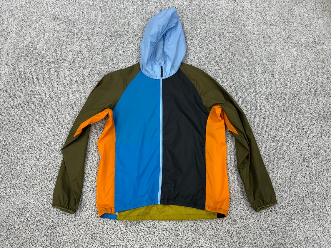 유니클로 마르니 바람막이 상품이미지1