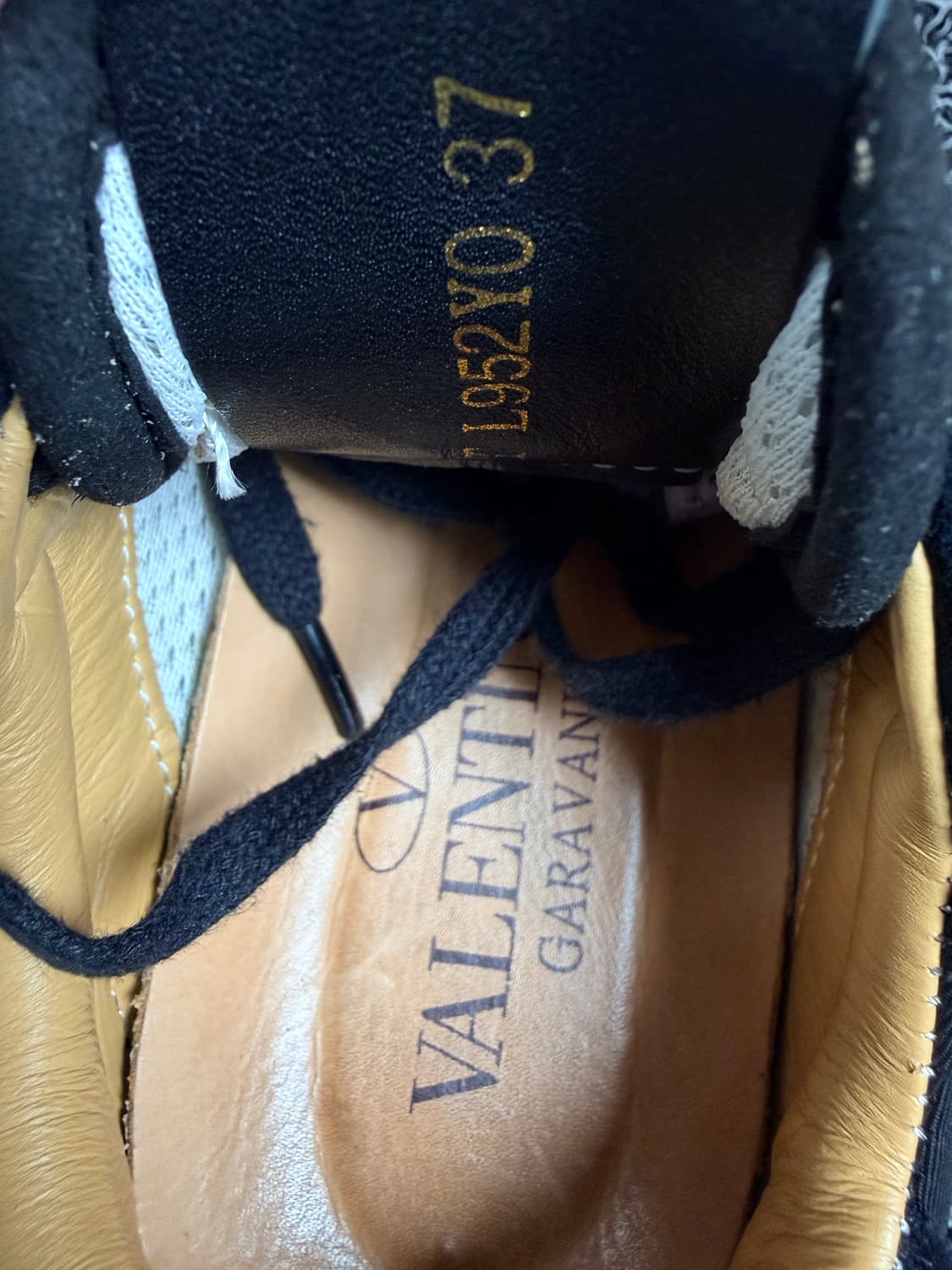 발렌티노 가라바니 로크러너 스니커즈 블랙 카무플라주 상품이미지6