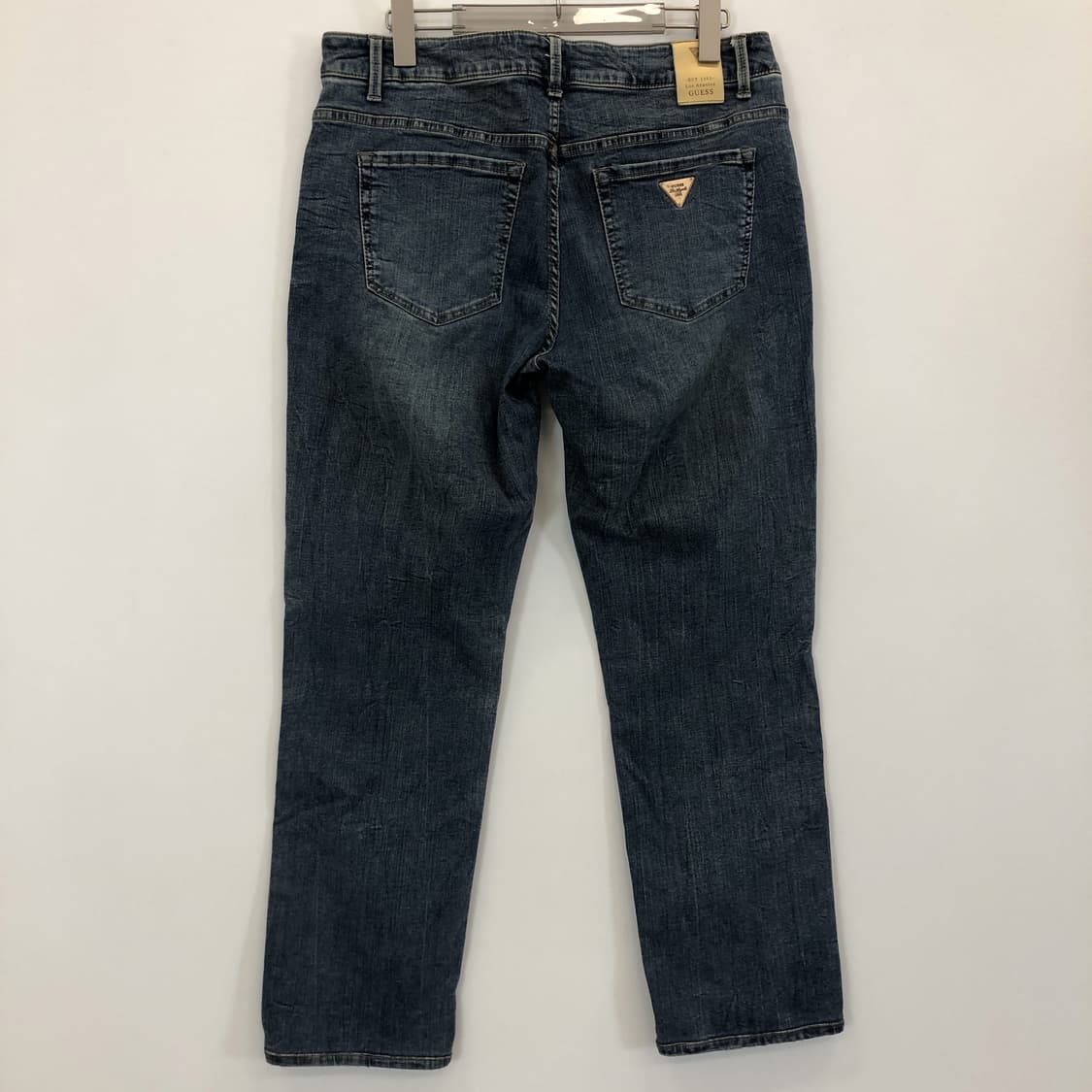 게스 프리미엄 금장 레귤러 데님진 32 인치 상품이미지3