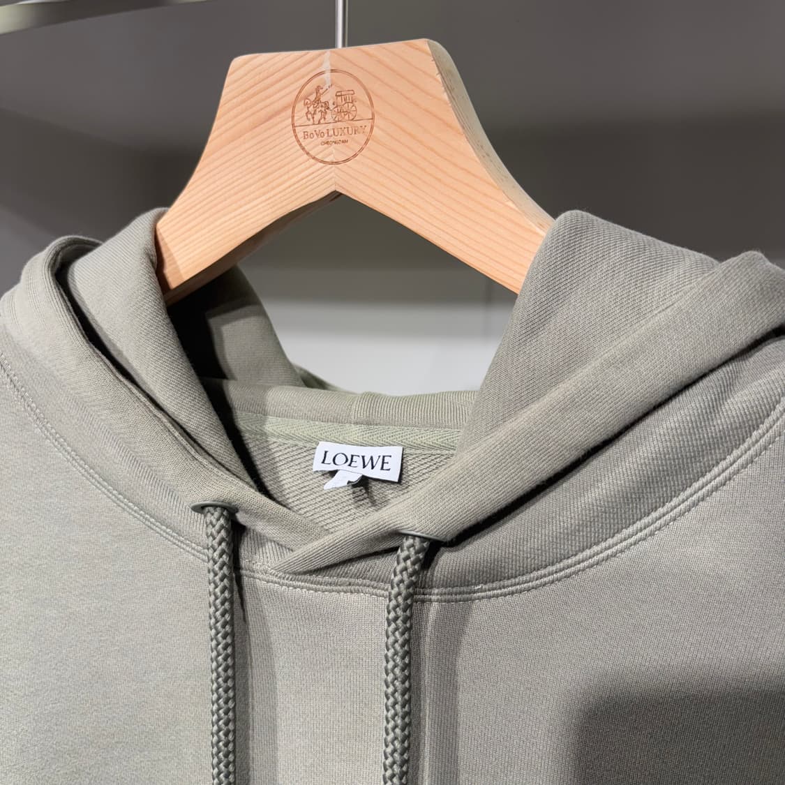 2XL / 로에베 아나그램 레더 패치 후드티 상품이미지3