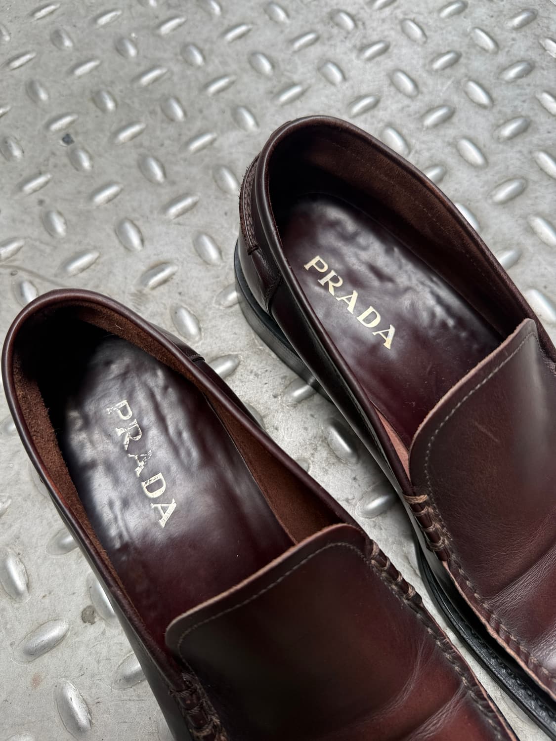 프라다 스퀘어 로퍼 상품이미지3