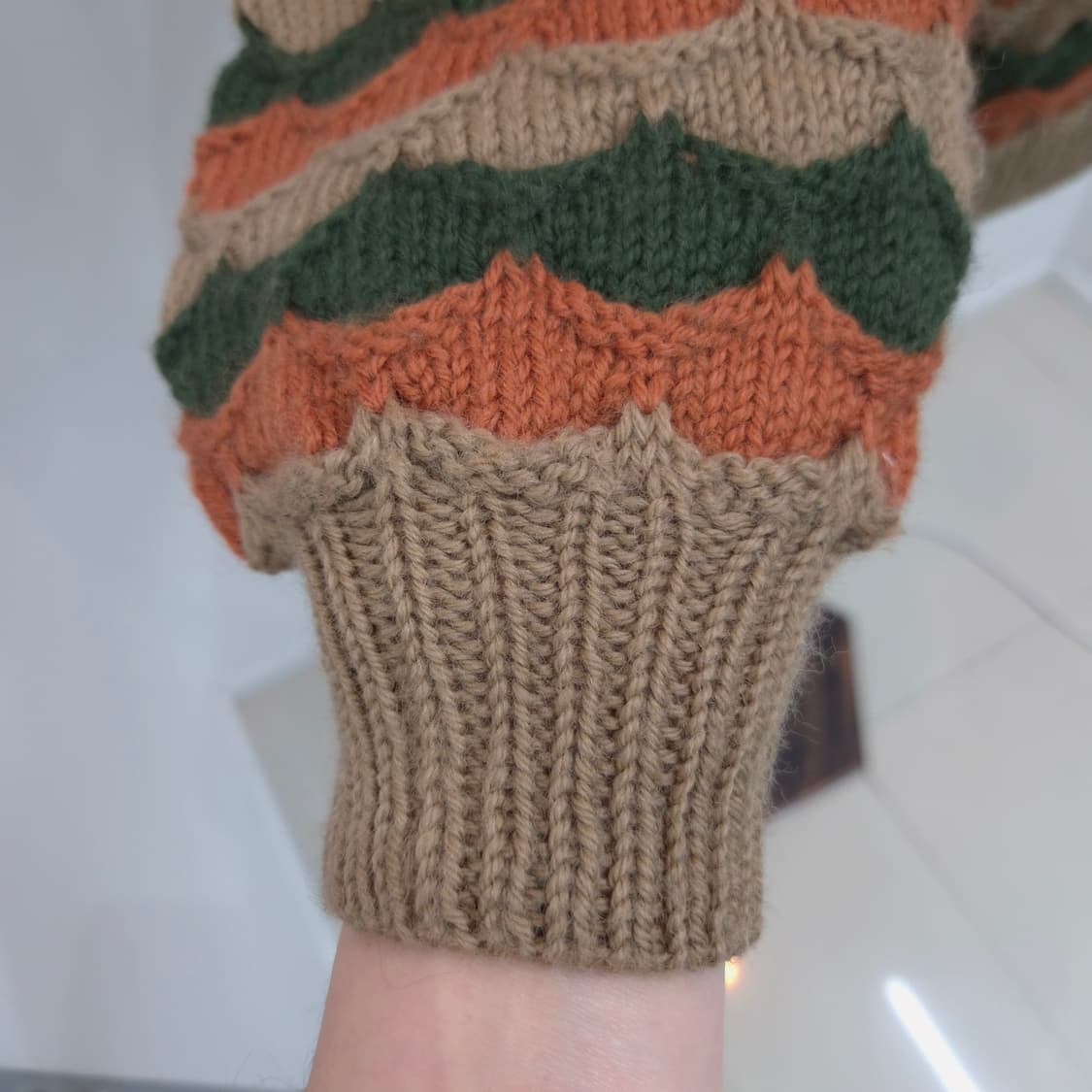 빈티지 웨이브 패턴 컬러 니트 스웨터 상품이미지6