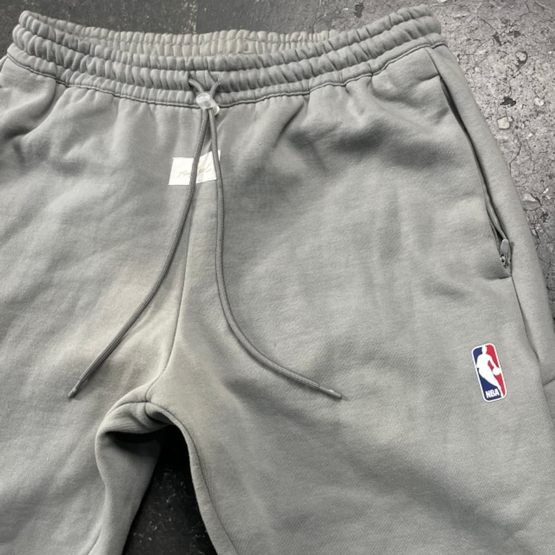 100 나이키 X 피어 오브 갓 웜업 팬츠 상품이미지2