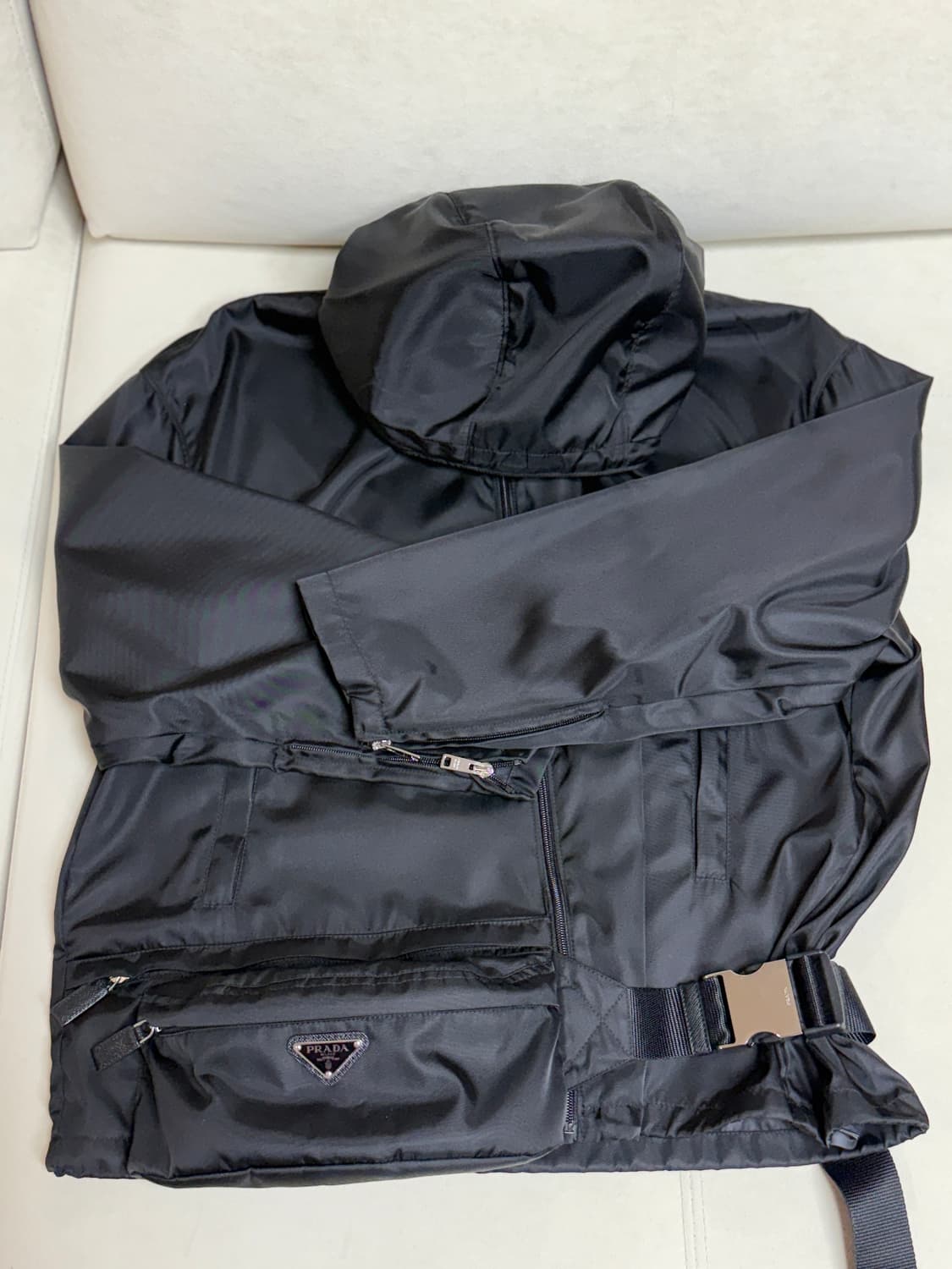 정품) 프라다 벨트백 레이어드 나일론 집업 자켓 상품이미지4