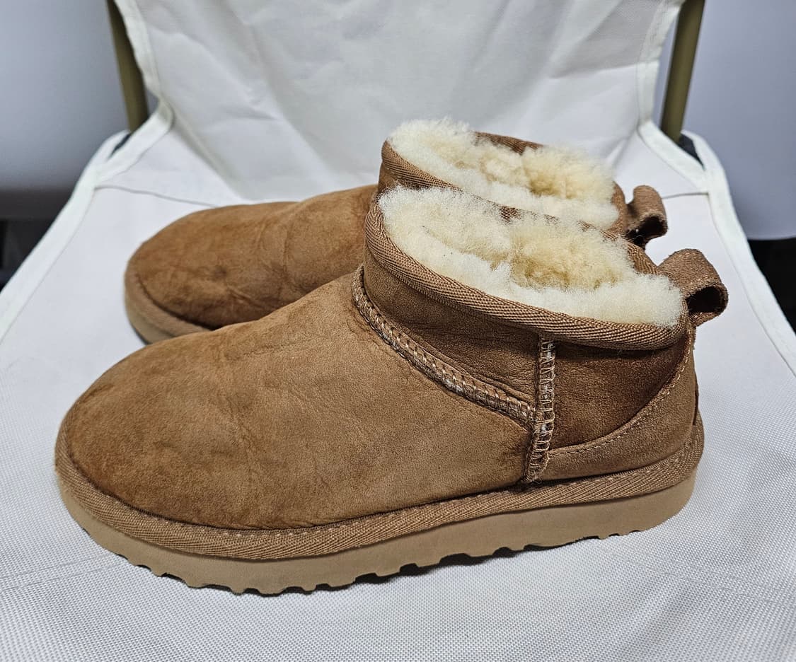 UGG 어그 클래식 울트라 미니 체스트넛 220 상품이미지1