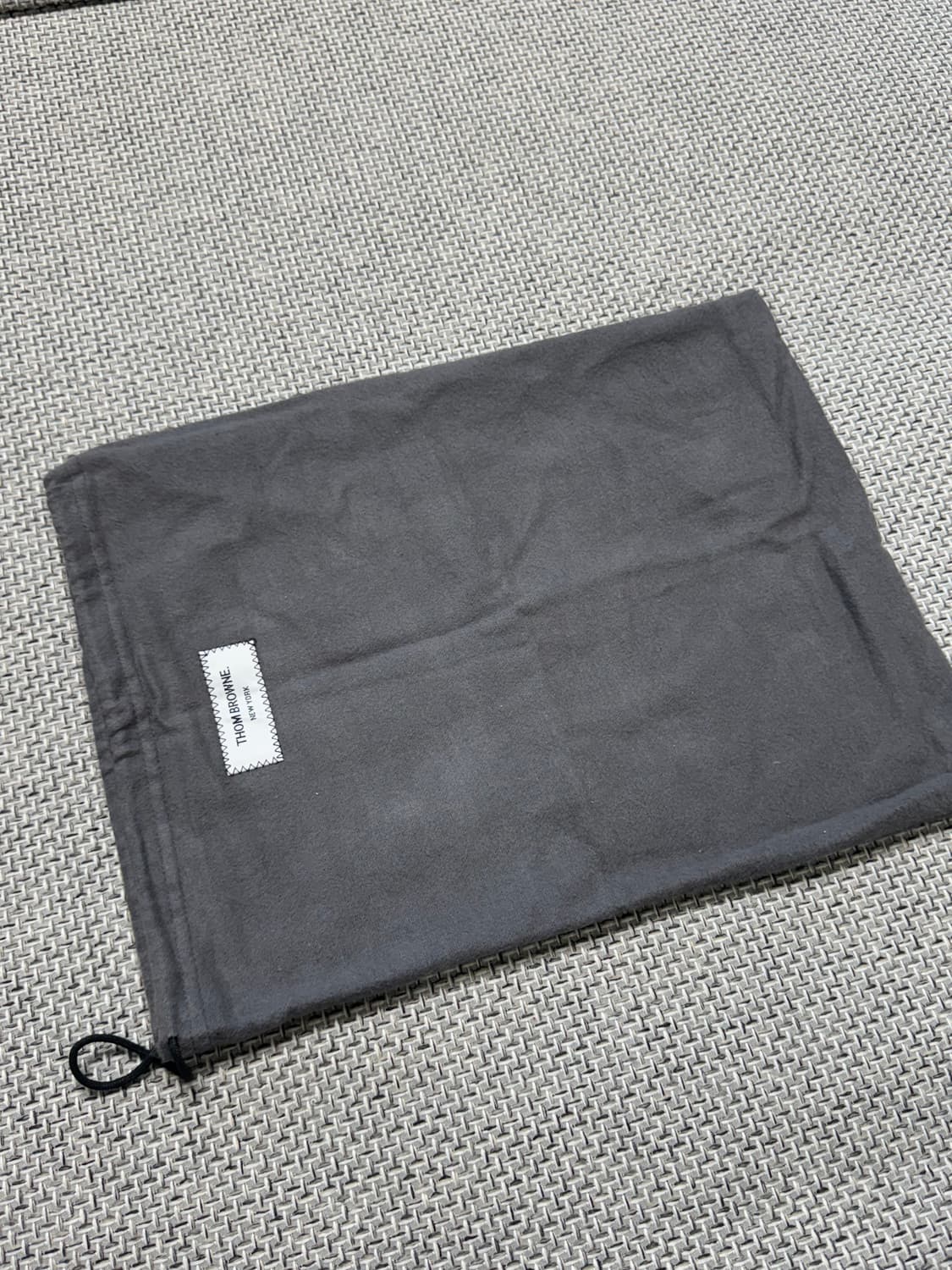 톰브라운 클러치 L 상품이미지2