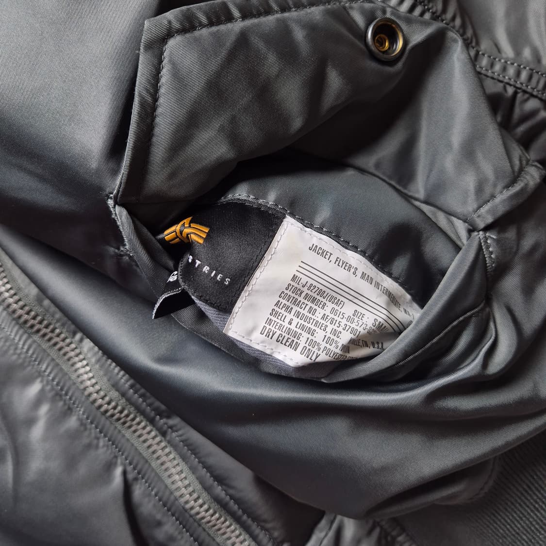 [S] 알파인더스트리 MA-1 플라이트 자켓 상품이미지7