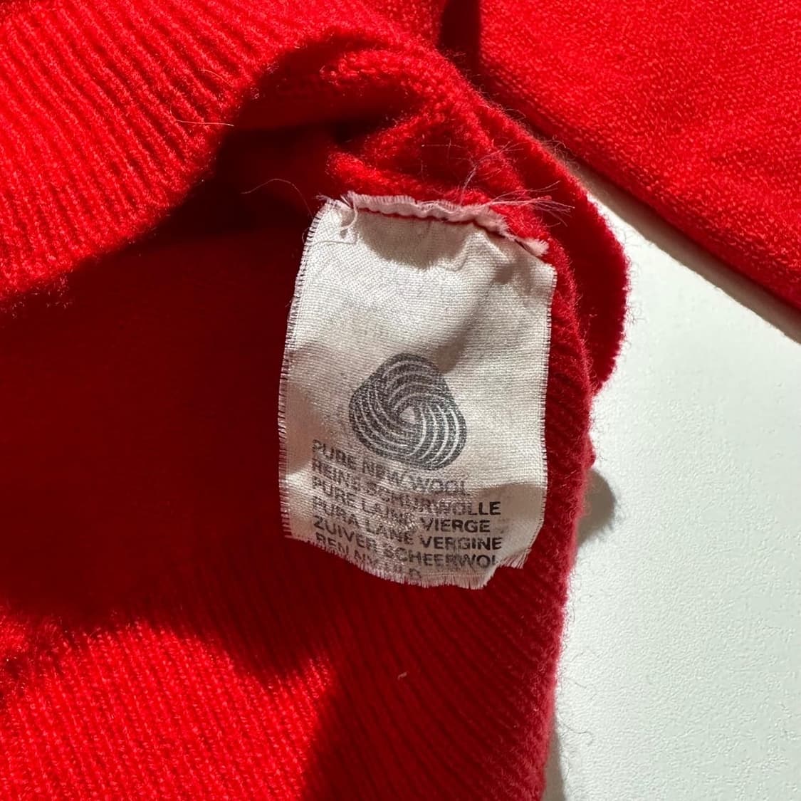 버버리 자수 로고 V넥 울 니트 상품이미지6