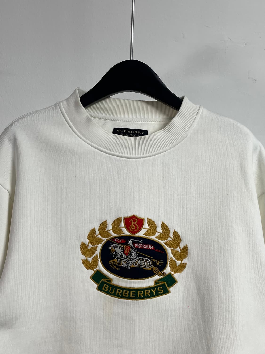 버버리 크래스트 빅로고 스웻 맨투맨 (on.337) 상품이미지2