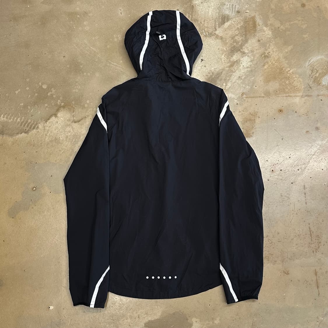 M 나이키 여성용 화이트라인 블랙 후드 바람막이 상품이미지3