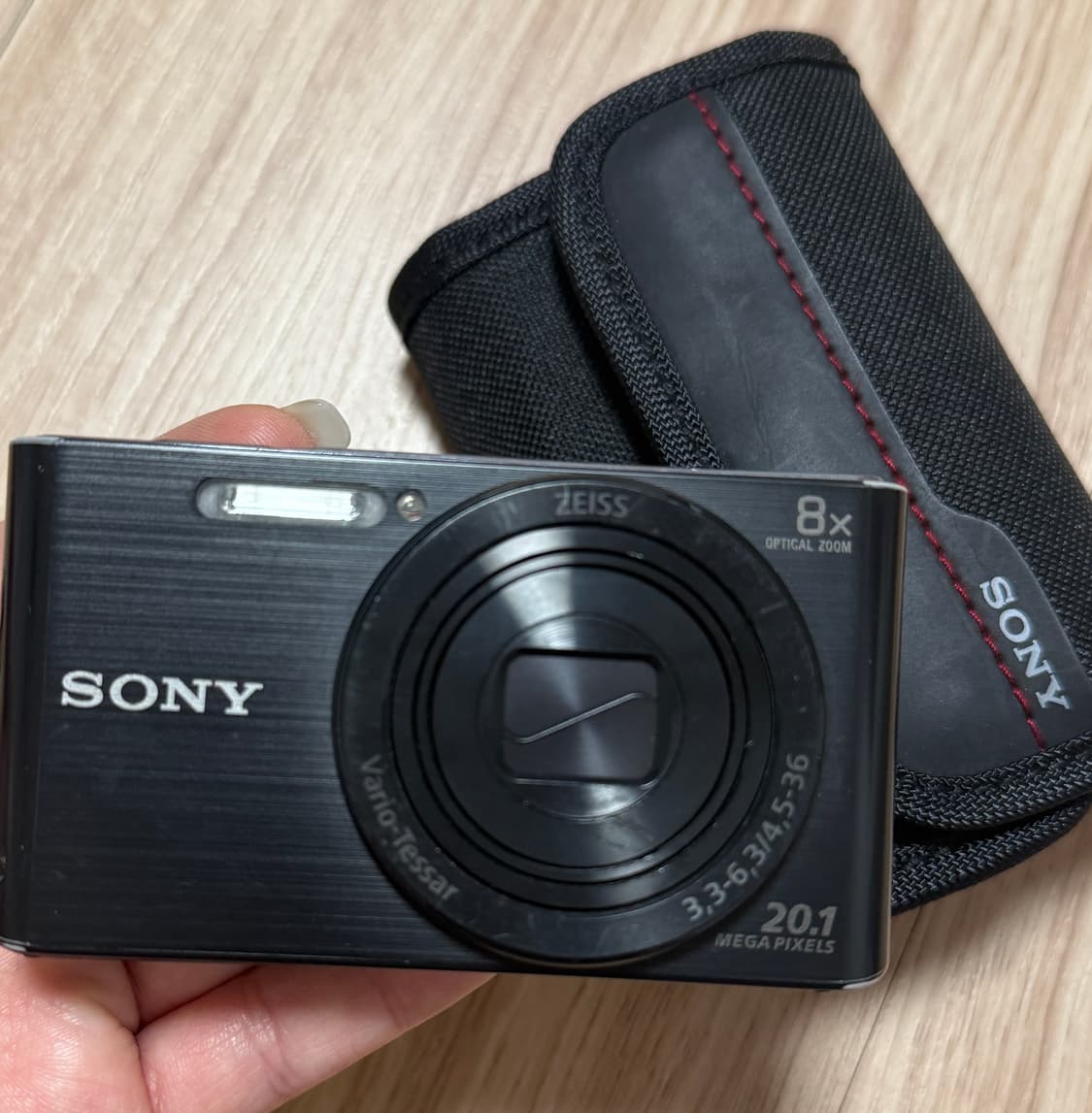 소니 사이버샷 DSC-W830 블랙 색상 카메라 상품이미지1