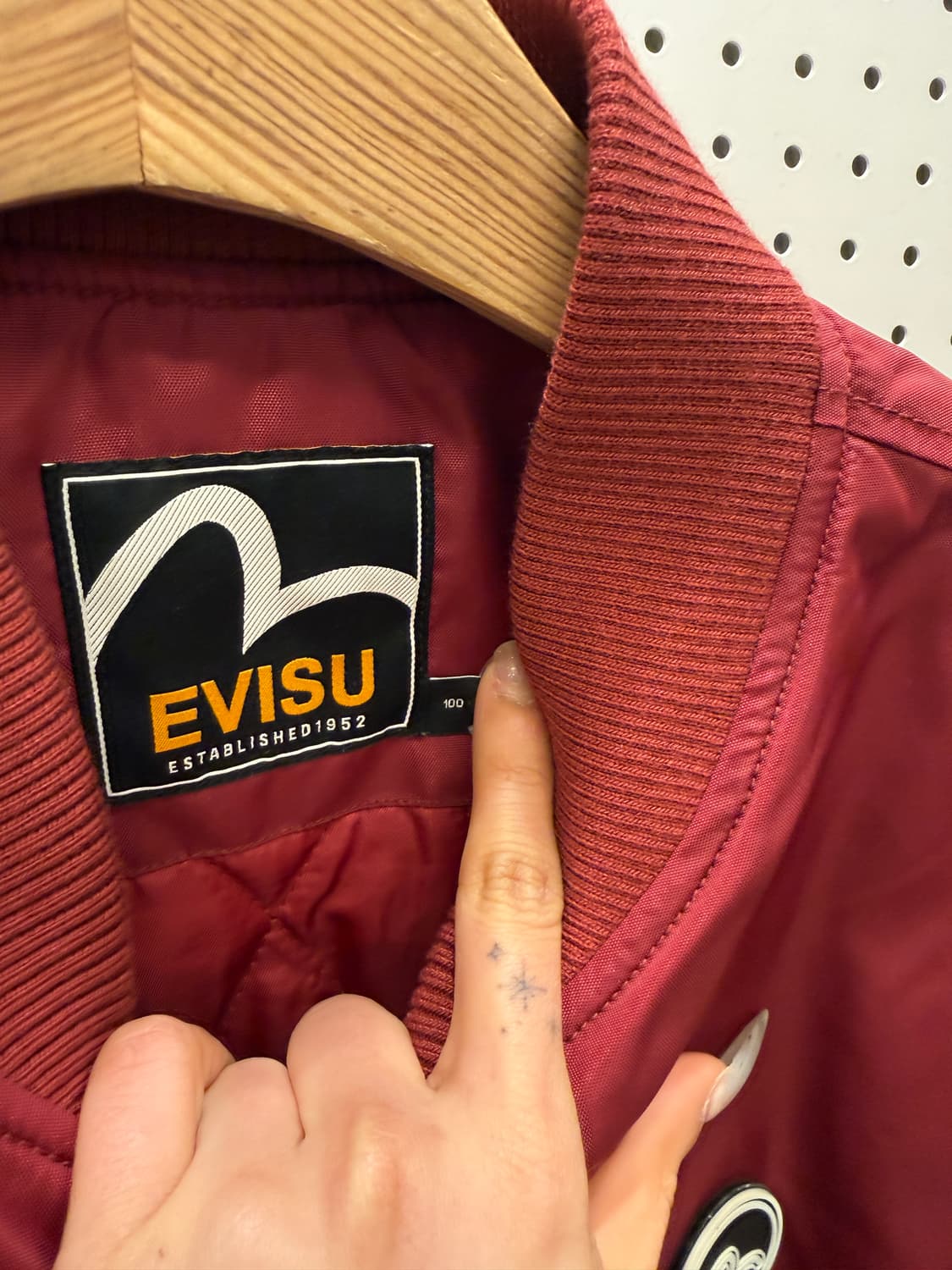 에비수 버건디 로고 봄버 자켓 U1029 상품이미지5